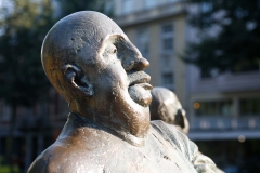 Brunnen "Der Lauf des Geldes"